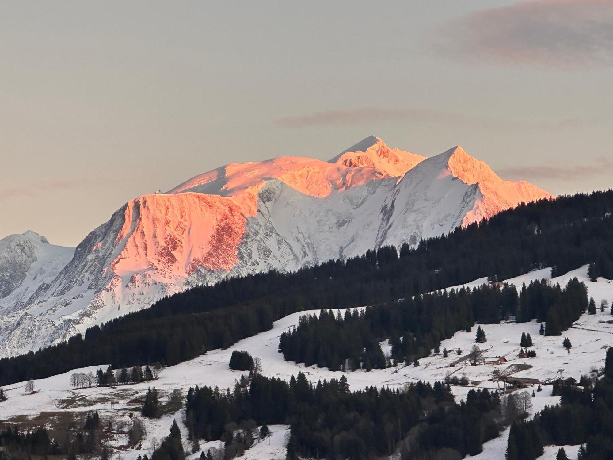 Chalet A Megeve-Vauvray - Grands Appartements , Vue Mont Blanc Demi-Quartier Exterior foto